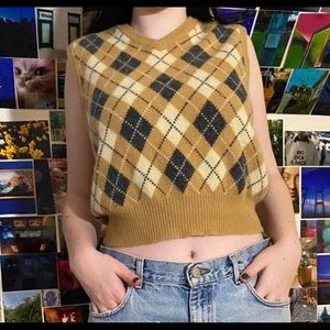 vintage 90’s gap sweater vest